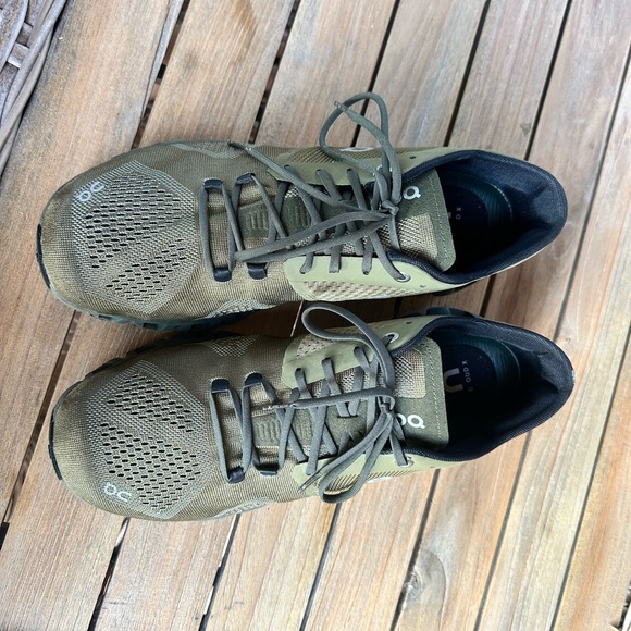 On Running Shoes Olive Army Green Athletic Sneakers Walking Work✨Like New - Picture 7 of 7